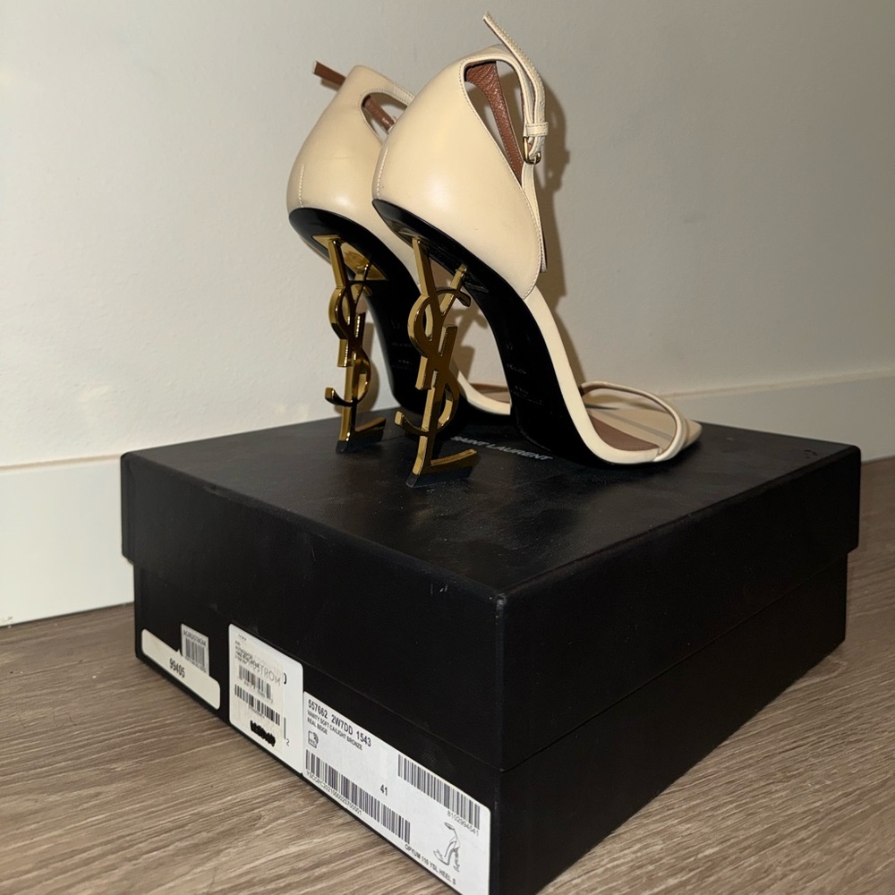 SAINT LAURENT
Calfskin 110 Opyum Sandals 41 Real Beige